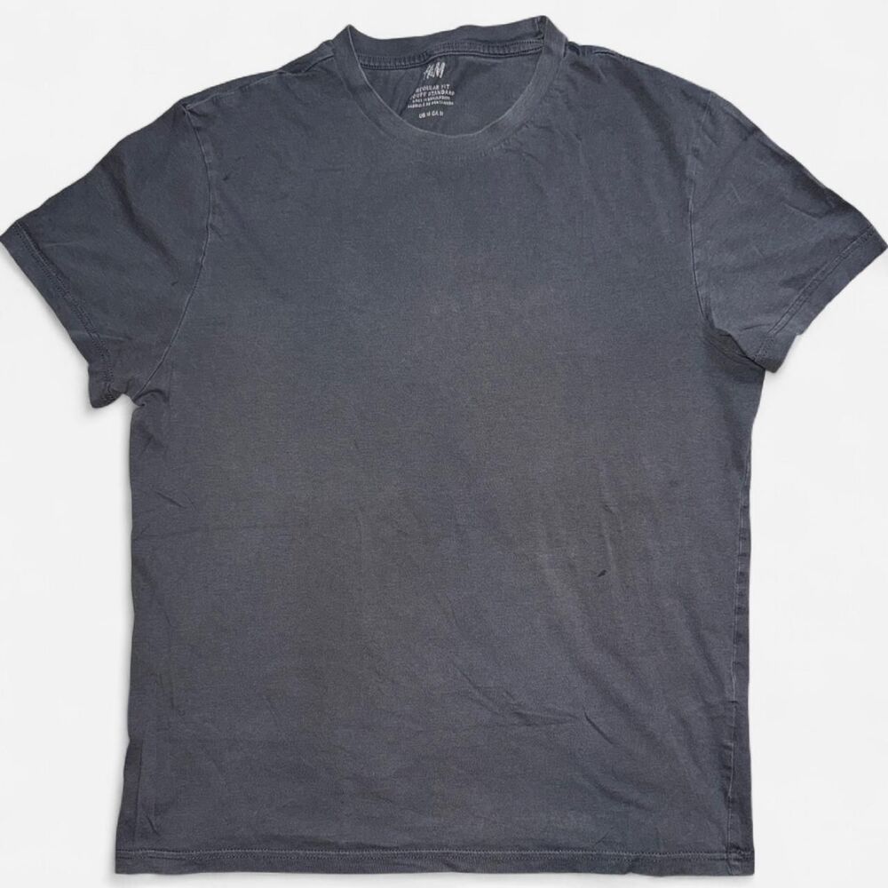 H&M Men's Grey Basics T-shirt SIZE MENS MEDIUM